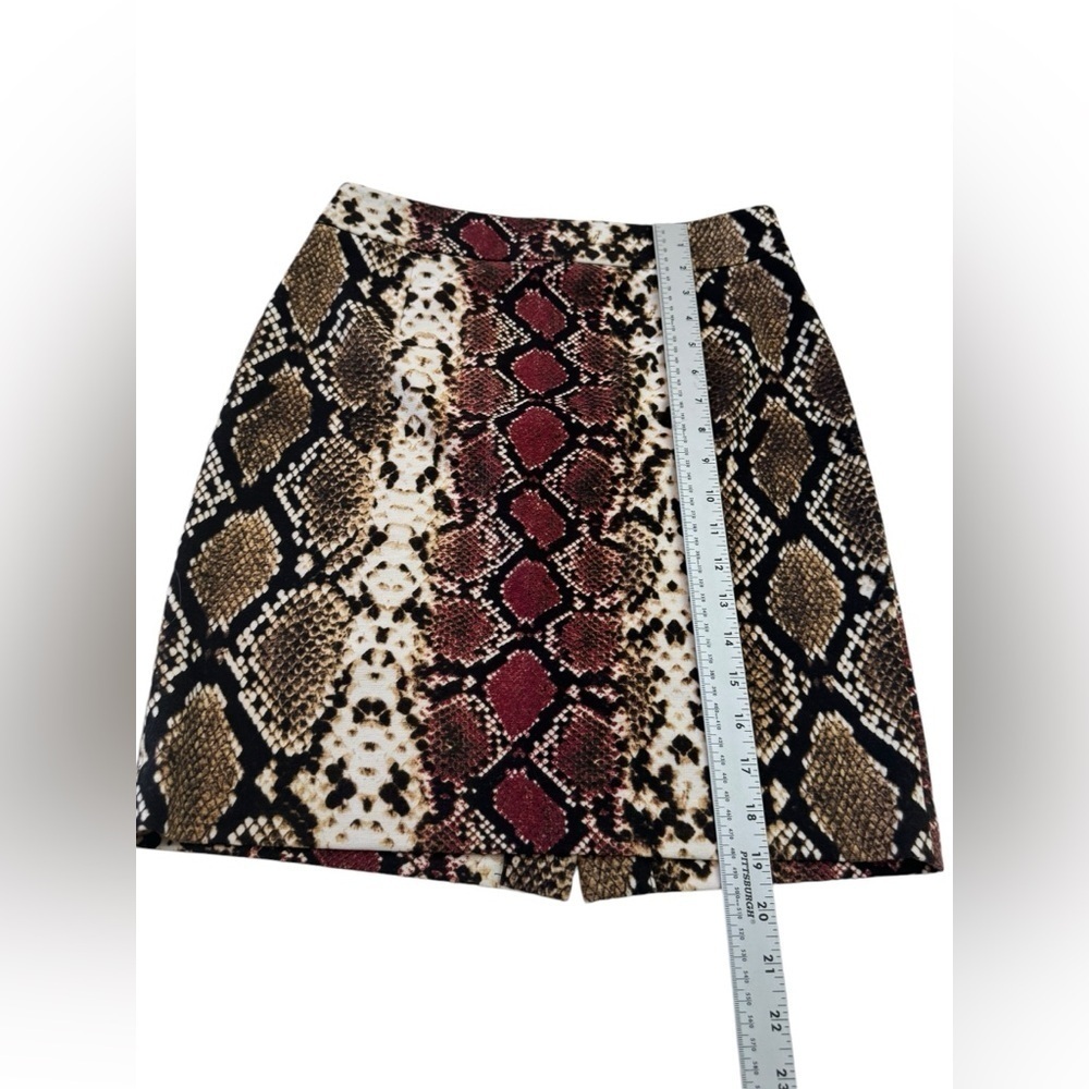 Calvin Klein Pencil Skirt Size 4 Snakeskin - Picture 3 of 6